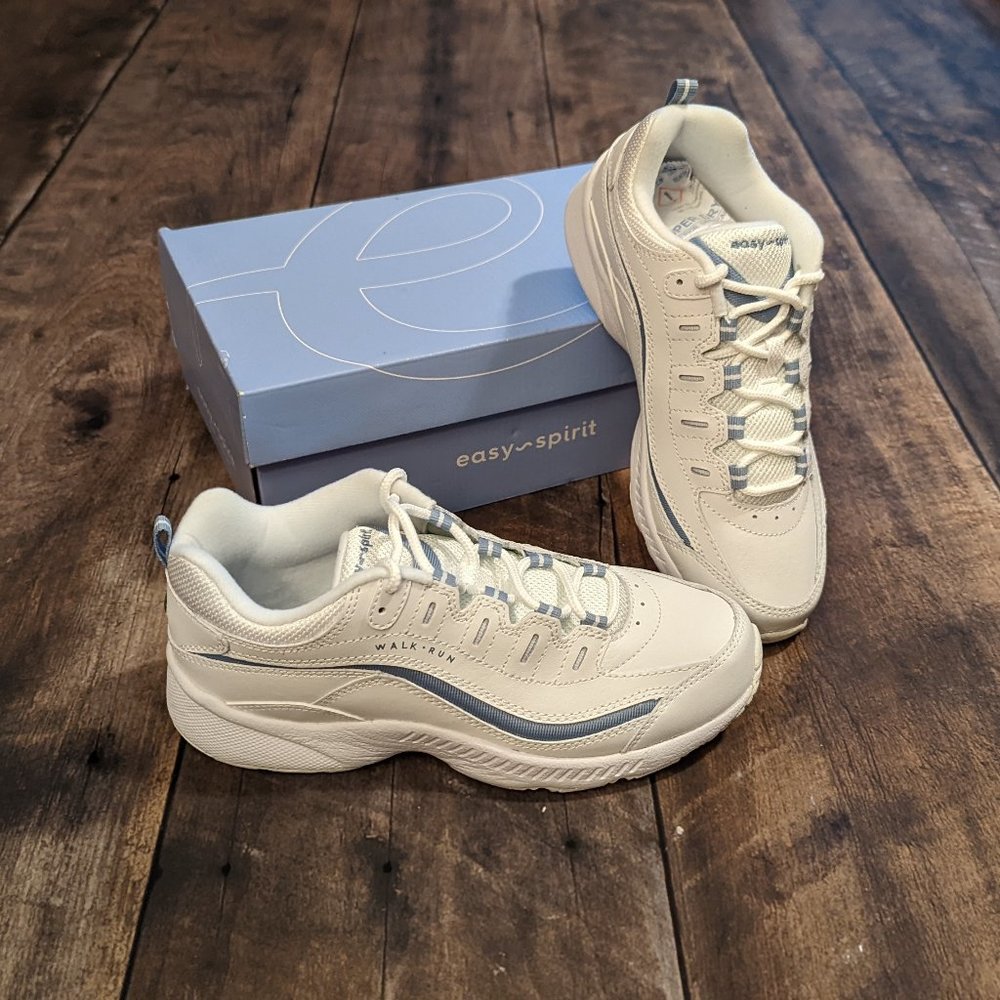 Easy Spirit Women's Romy Sneaker Shoe, size 7